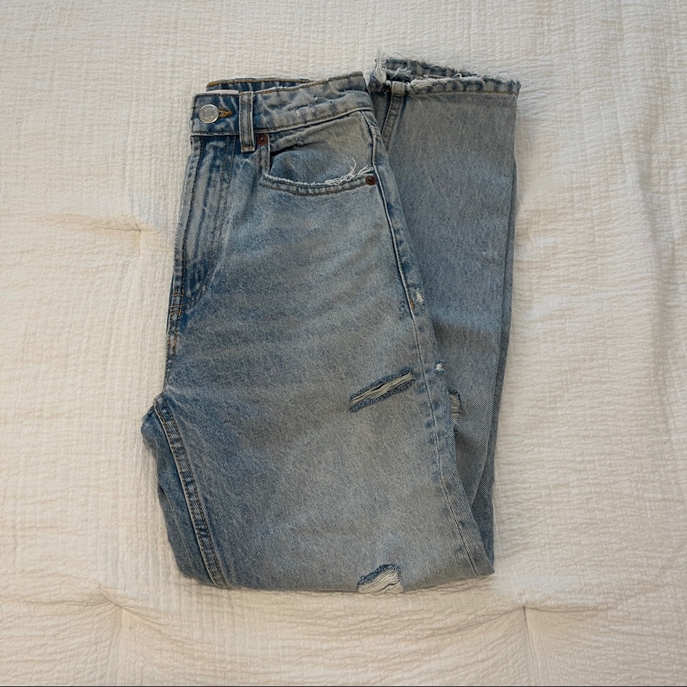 ZARA Hi Rise Mom Jean Ankle Length Size 0. Brand new!Never worn